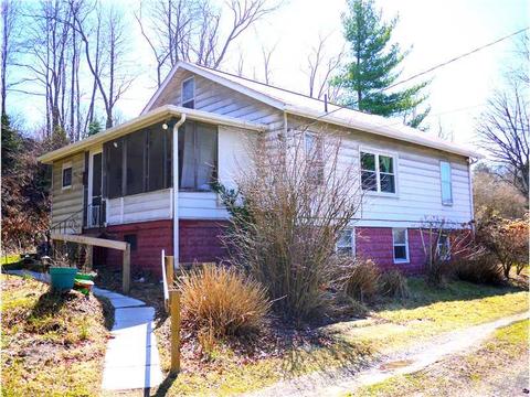 231 Marshall Rd, Monaca, PA 15061 photo 2