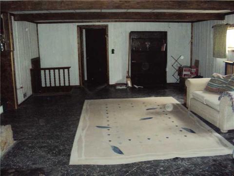 47 Emery Rd, Eighty Four, PA 15330 photo 6