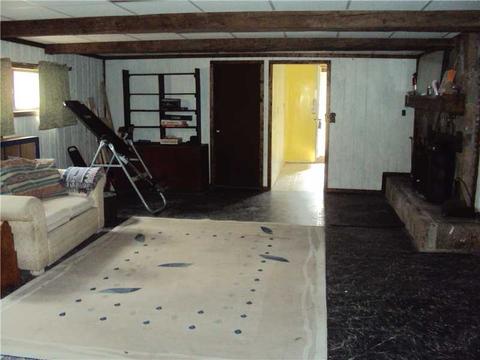 47 Emery Rd, Eighty Four, PA 15330 photo 5