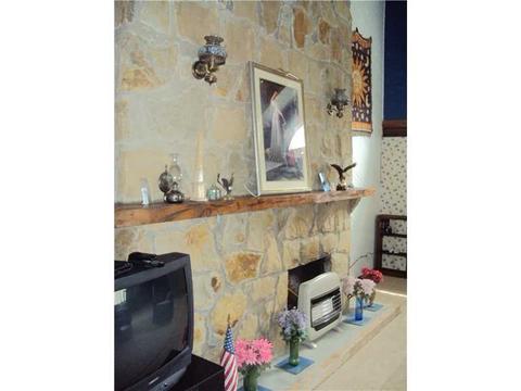 47 Emery Rd, Eighty Four, PA 15330 photo 3