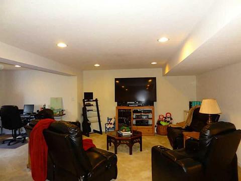 111 Jodi Dr, Beaver, PA 15009 photo 10