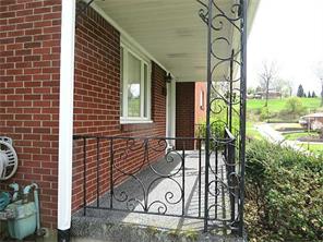 291 Forest Dr, Irwin, PA 15642 photo 3