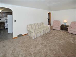 12439 Larimer Ave, Irwin, PA 15642 photo 2