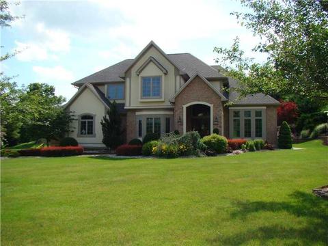 11 Arbor Ct, Irwin, PA 15642 photo 1
