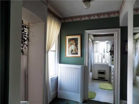 102 Custer Ave, Vandergrift, PA 15690 photo 16