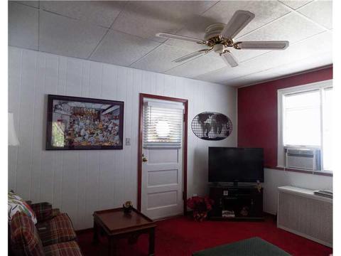 102 Custer Ave, Vandergrift, PA 15690 photo 7
