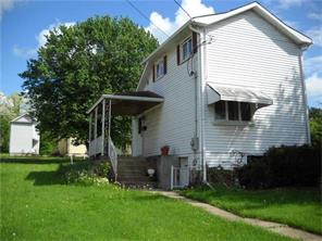314 E Third St, Derry, PA 15627 photo 1
