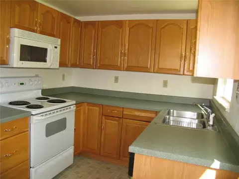 259 Forest Dr, Irwin, PA 15642 photo 5