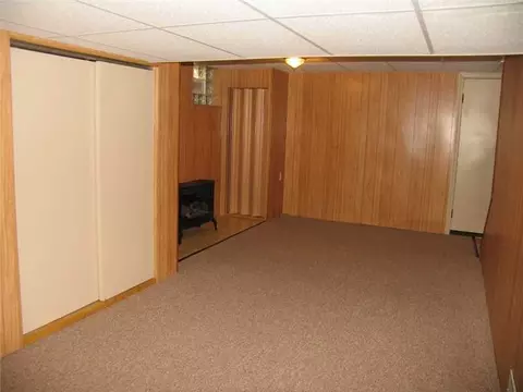 259 Forest Dr, Irwin, PA 15642 photo 8