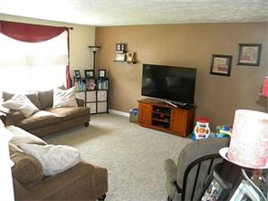 2195 George St, Irwin, PA 15642 photo 4