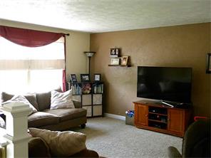 2195 George St, Irwin, PA 15642 photo 3