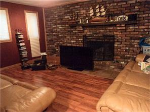 14351 Jonathan Dr, Irwin, PA 15642 photo 9