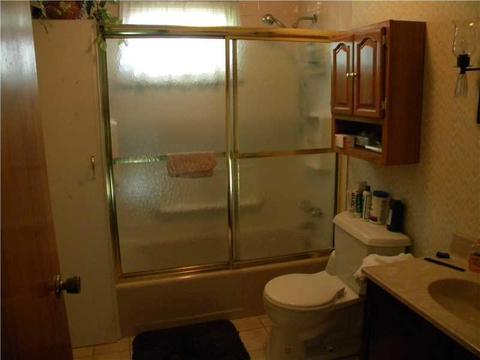 7 E Franklin Ave, Irwin, PA 15642 photo 6