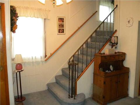 7 E Franklin Ave, Irwin, PA 15642 photo 5