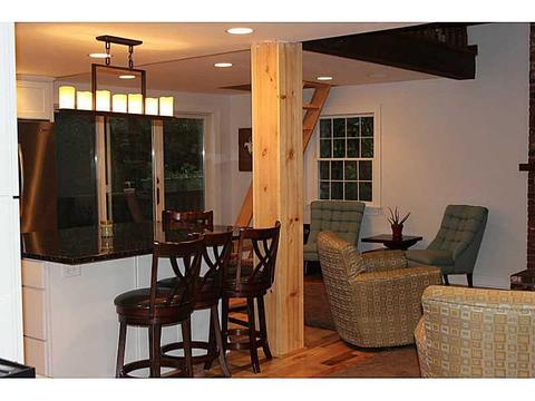 116 Heath Dr, Economy, PA 15005 photo 4