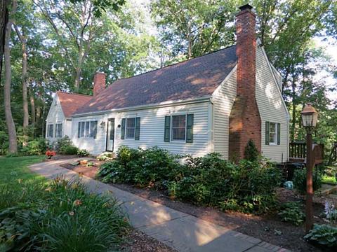 116 Heath Dr, Economy, PA 15005 photo 3