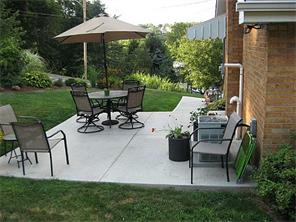 9976 Mcclellan St, Irwin, PA 15642 photo 6