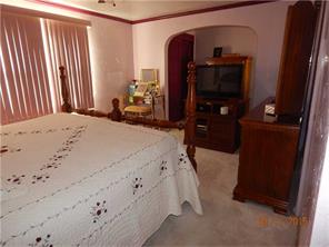 101 Macarthur Rd, Clairton, PA 15025 photo 9