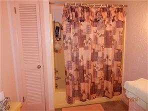 101 Macarthur Rd, Clairton, PA 15025 photo 10