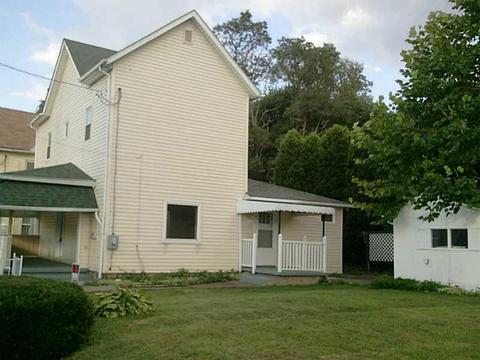 108 E Third Ave, Derry, PA 15627 photo 17