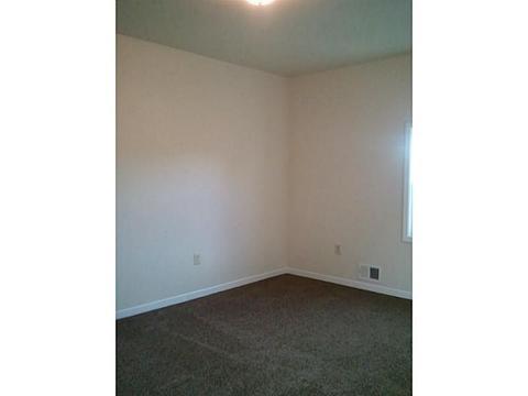 108 E Third Ave, Derry, PA 15627 photo 14