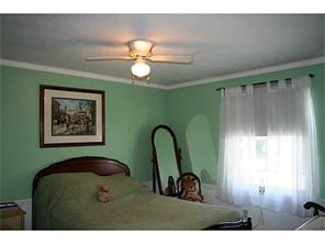 1801 Ivanhoe Dr, Irwin, PA 15642 photo 12