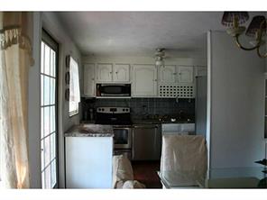 1801 Ivanhoe Dr, Irwin, PA 15642 photo 8