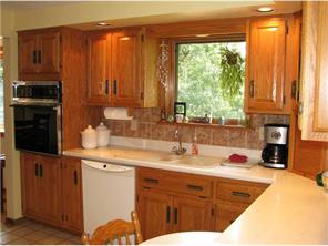 14322 Roberta Dr, Irwin, PA 15642 photo 3