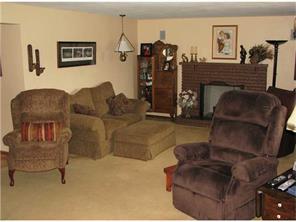 14322 Roberta Dr, Irwin, PA 15642 photo 9