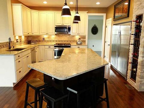 2011 Eagle Ridge Dr, Valencia, PA 16059 photo 4