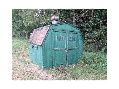 2438 Vanderbilt St, Commodore, PA 15729 photo 3