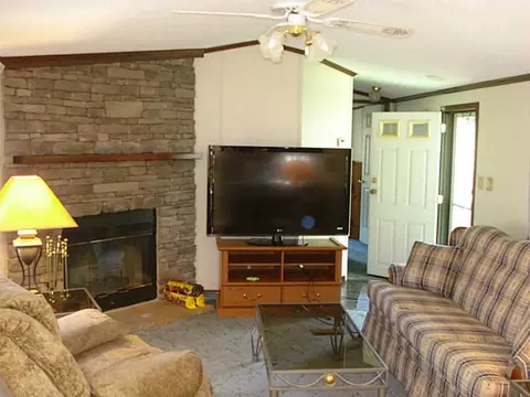 213 Maple, Perryopolis, PA 15473 photo 2