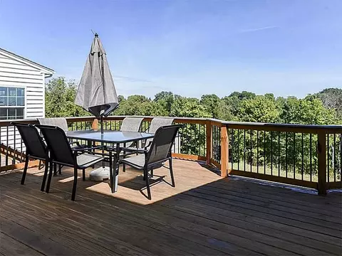 159 Cimarron Dr, Coraopolis, PA 15108 photo 22