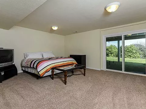 159 Cimarron Dr, Coraopolis, PA 15108 photo 20