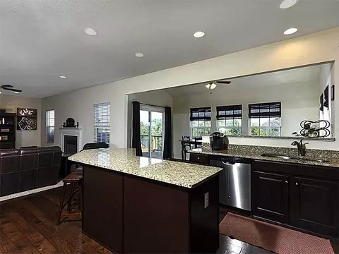 159 Cimarron Dr, Coraopolis, PA 15108 photo 5
