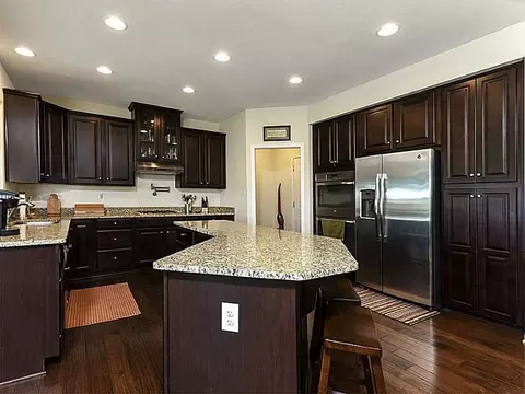 159 Cimarron Dr, Coraopolis, PA 15108 photo 3