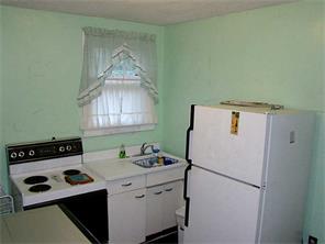 95 E Webster Ave, Irwin, PA 15642 photo 7