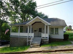 95 E Webster Ave, Irwin, PA 15642 photo 1
