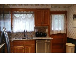 14342 Roberta Dr, Irwin, PA 15642 photo 3