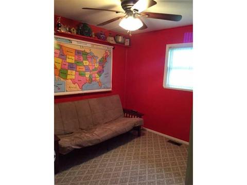 102 Longview Dr, Irwin, PA 15642 photo 10