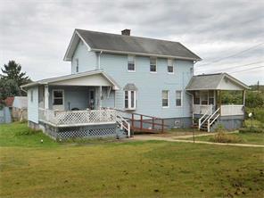 130 Walker Ln, Irwin, PA 15642 photo 1