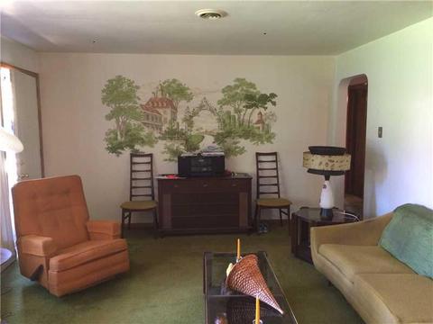 18 E Rdg, Coraopolis, PA 15108 photo 4