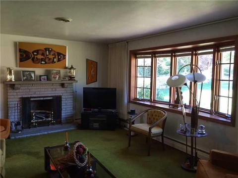 18 E Rdg, Coraopolis, PA 15108 photo 3