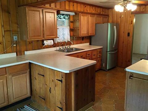 2596 Front St, Monaca, PA 15061 photo 2