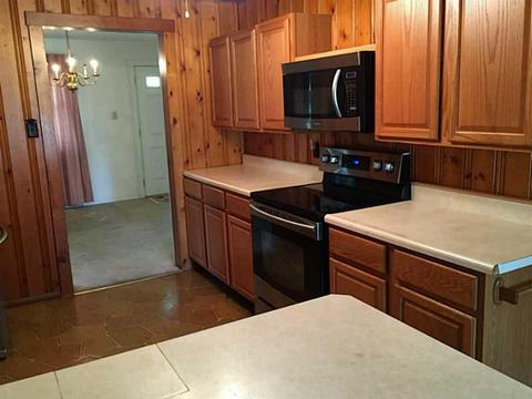 2596 Front St, Monaca, PA 15061 photo 4