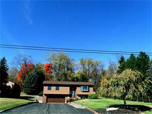 3190 Garlow Rd, Irwin, PA 15642 photo 2