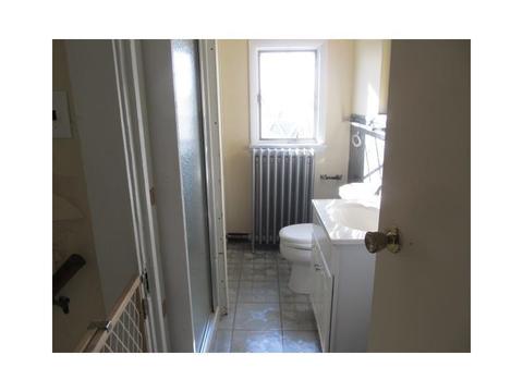 213 Painter St, Everson, PA 15631 photo 4