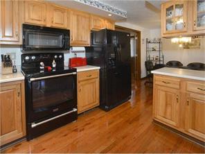 1842 Ivanhoe Dr, Irwin, PA 15642 photo 3