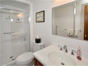 1842 Ivanhoe Dr, Irwin, PA 15642 photo 18