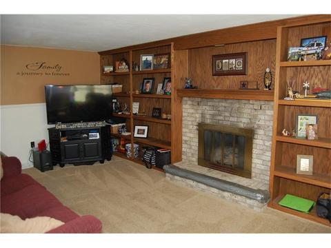 108 Clearview Ct, Irwin, PA 15642 photo 8